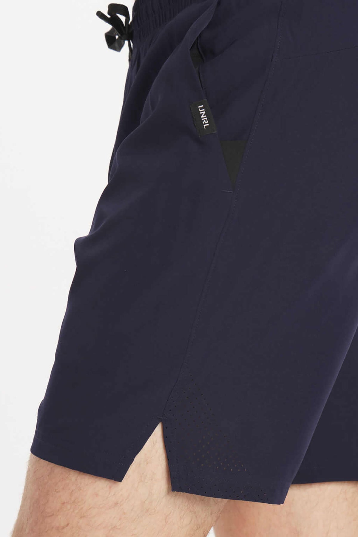 UNRL Stride 7.5" Custom Shorts, Navy
